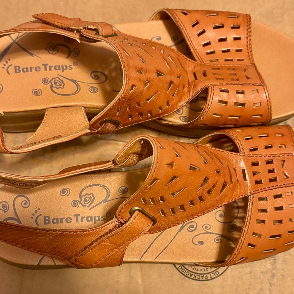 Brand new bear traps with no tags or box